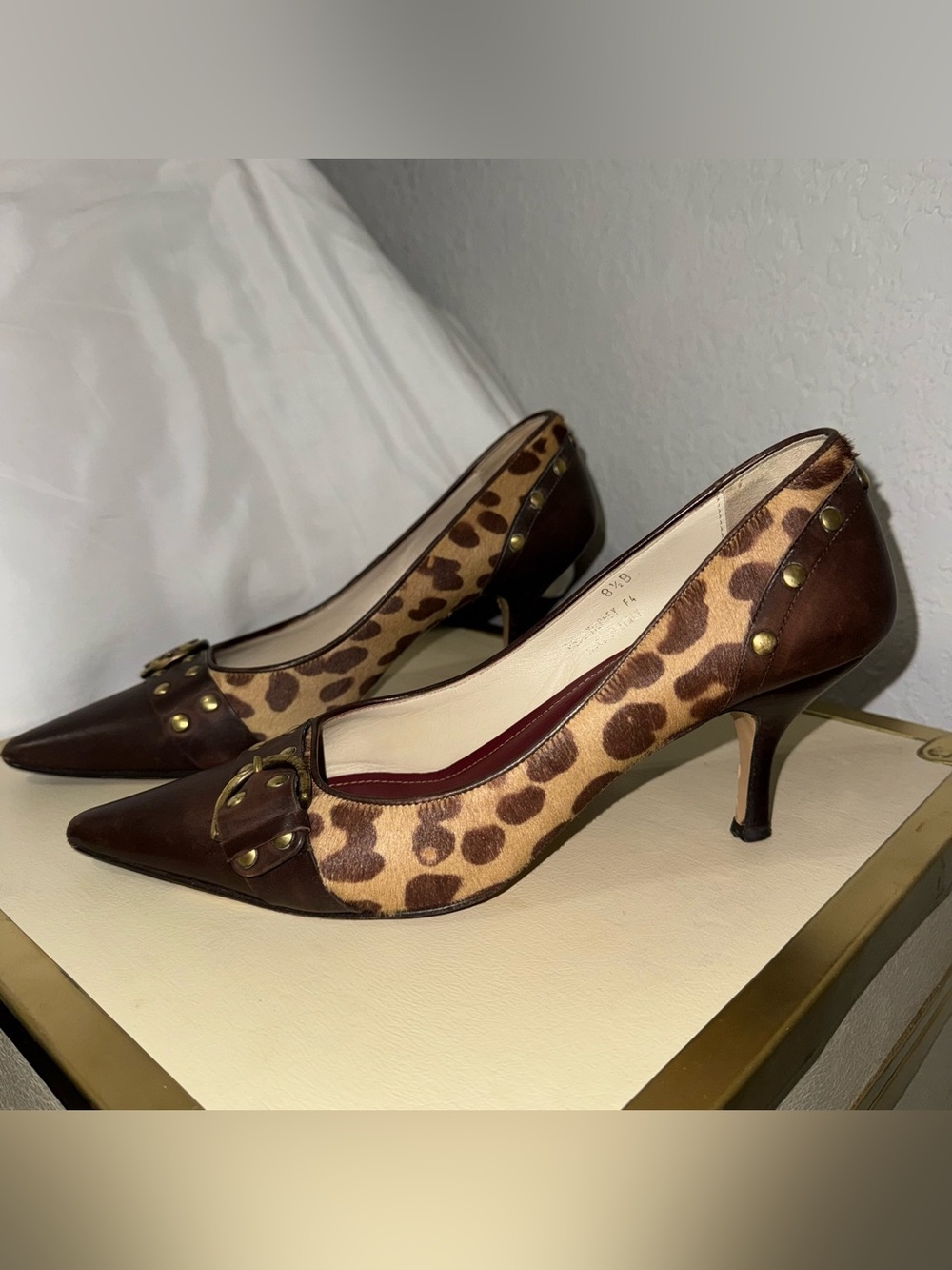 Vintage Coach Tierney Kitten Heels - Picture 2 of 12